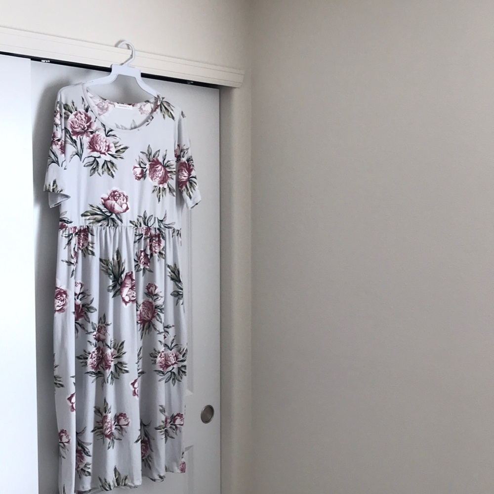 Gray Dress - Picture 2 of 4